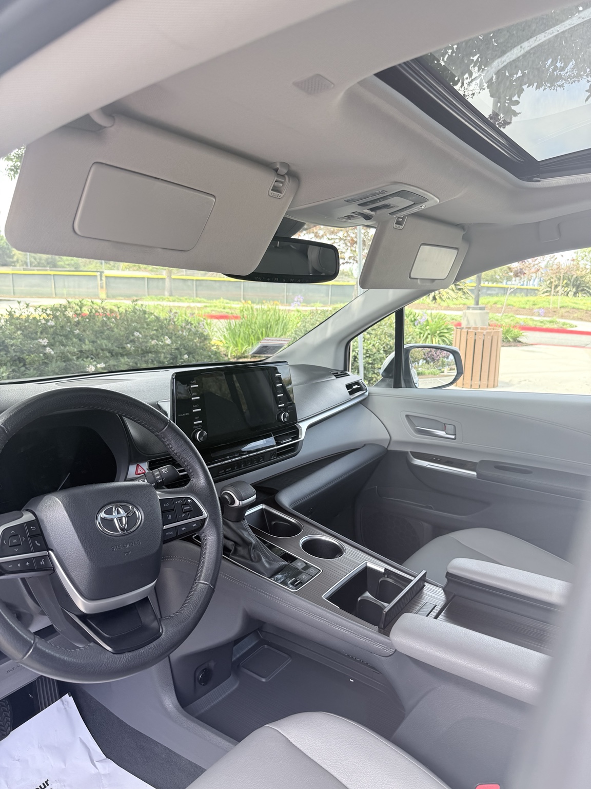 2024 Toyota Sienna XLE